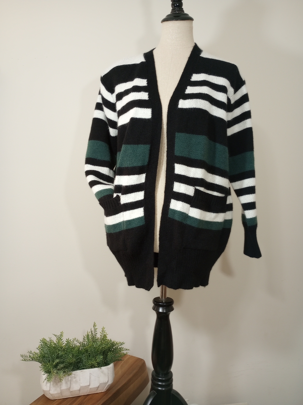 NWT LuLaRoe Black White and Green Striped Open-Front Cardigan
